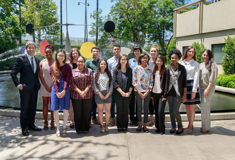 The 2015 Mellon Summer Academy students with Michael Govan, CEO and Wallis Annenberg Director of LACMA, Photo © Museum Associates/ LACMA