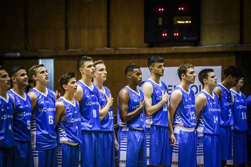 Chris Jack and Luxembourgish basketball team