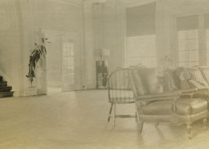 Weidensall Hall’s lobby around 1924
