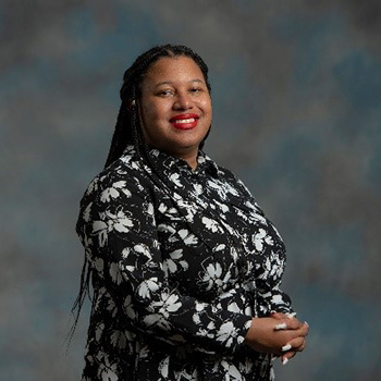 headshot of Dr. Teona Williams