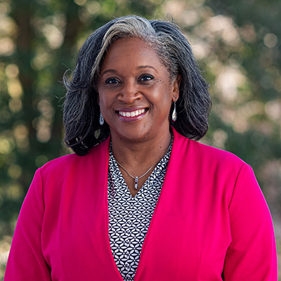 Headshot of Tracie Potts