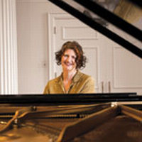 Prof Path: Jocelyn Swigger