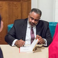 Wrongfully convicted author Anthony Ray Hinton to students:  