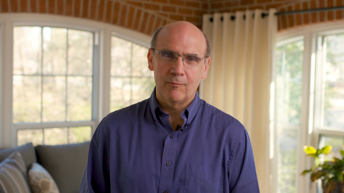 Headshot of Bob Iuliano