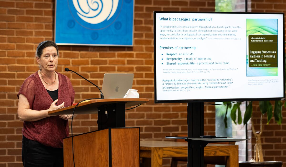 Summer Pedagogy Institute explores the value of student-faculty learning, teaching partnerships