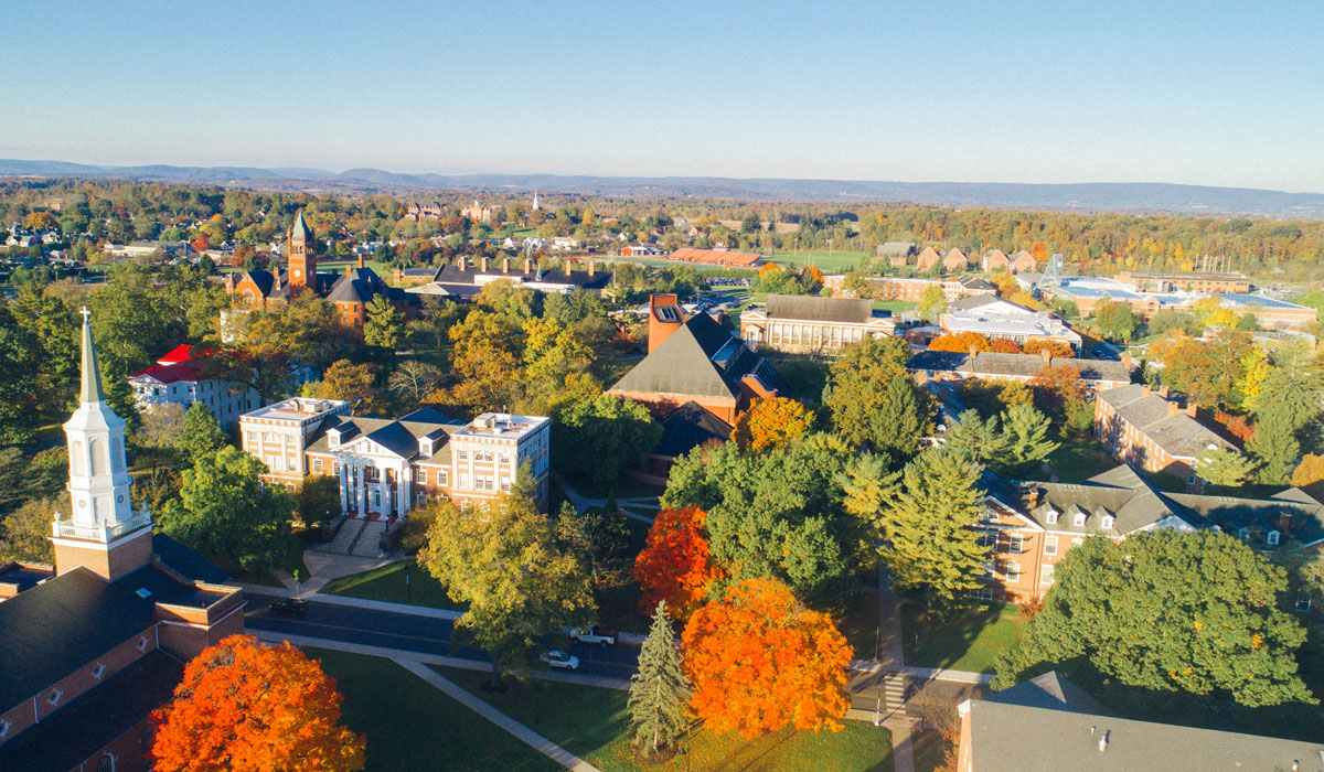 Four faculty members earn tenure, 16 new faculty join the College in 2020