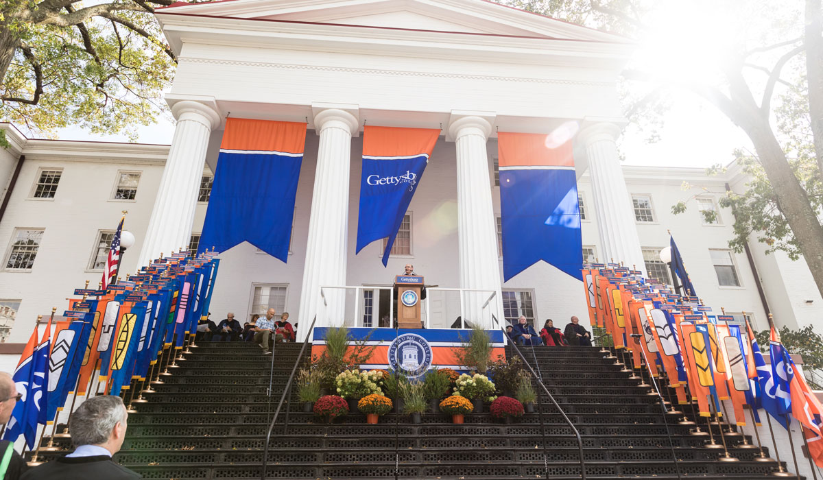 Robert W. Iuliano giving his Inaugural Address