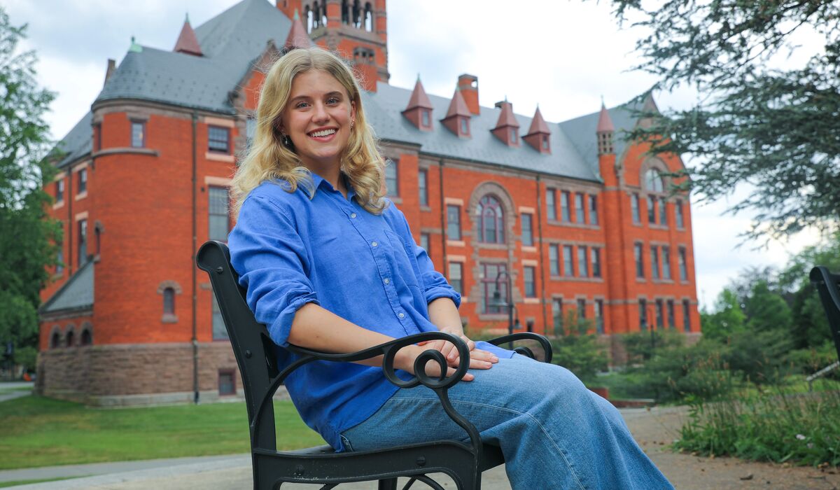 'Boundless curiosity' empowers Paige McKim ’27 to lead in health care