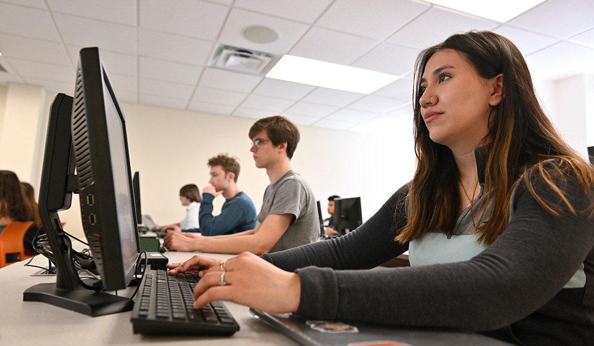Gettysburg College announces new majors in finance, public health policy