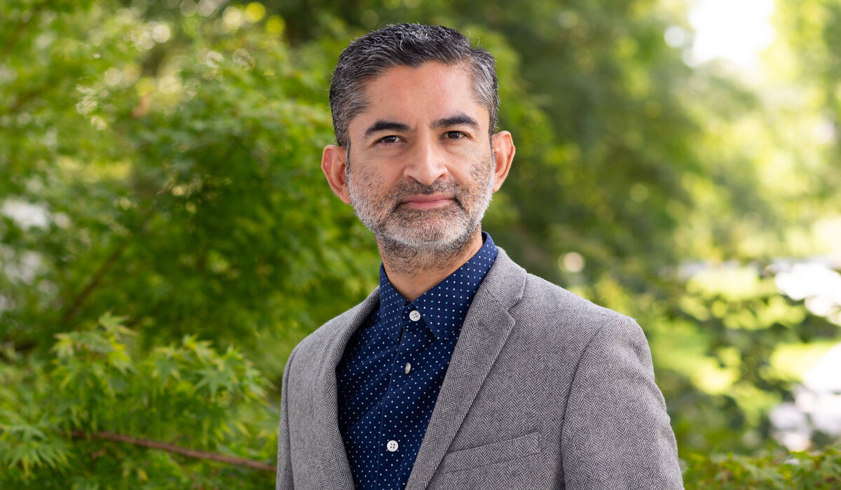 Faculty Spotlight: Spanish Prof. Aarón Lacayo