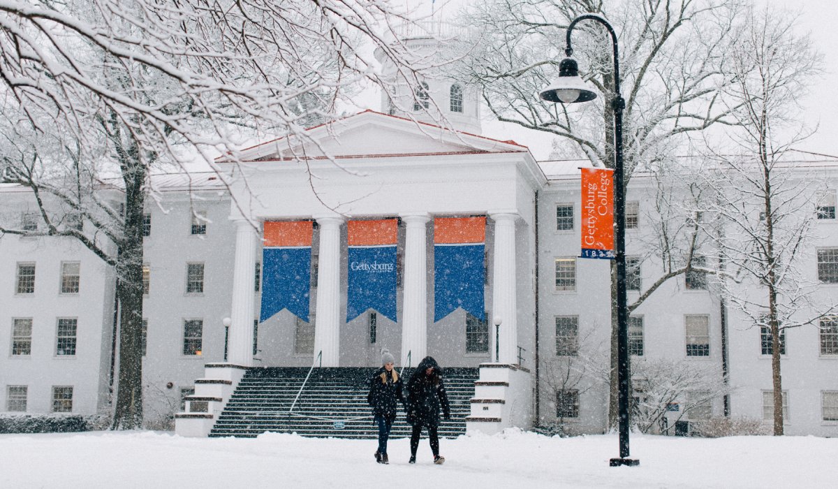 Ken Burns to host special campus event for Gettysburg students