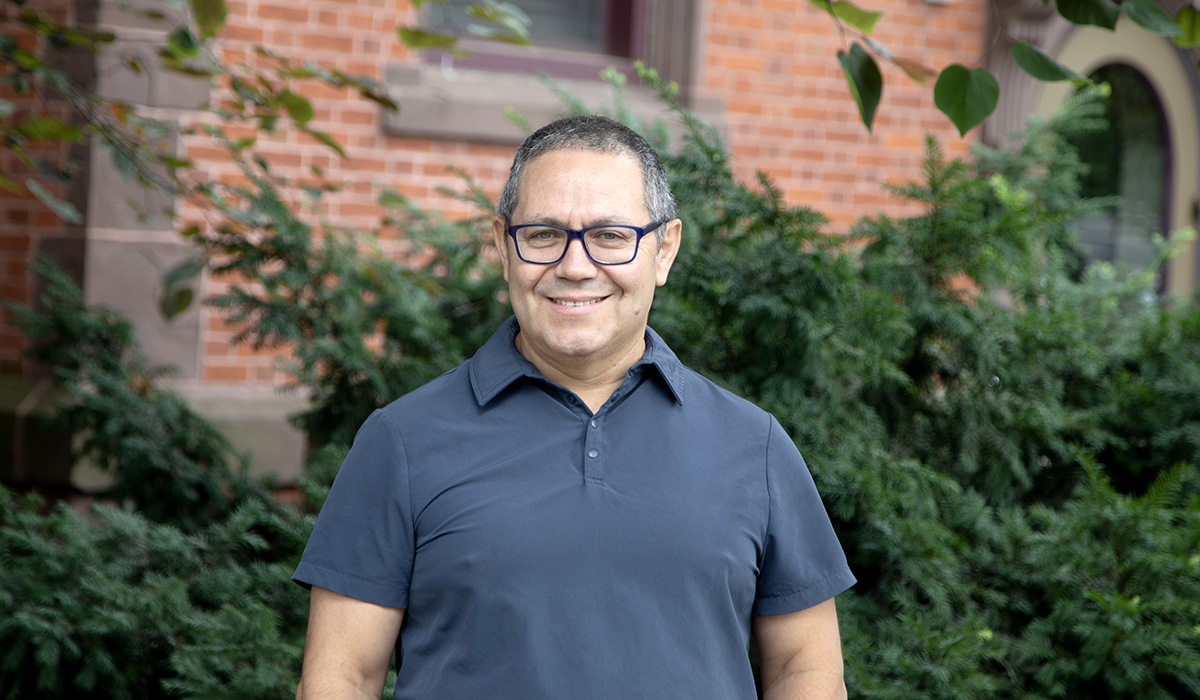 Faculty Spotlight: Spanish Chair Alvaro Kaempfer