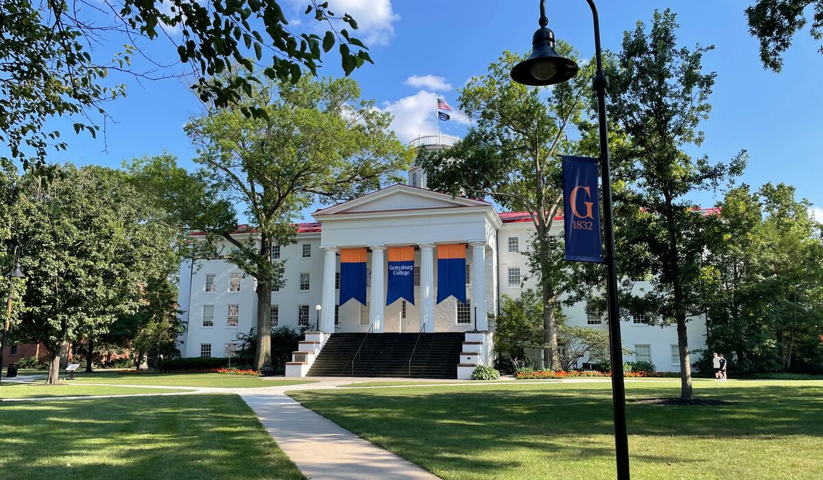 Uniquely us: Gettysburg College unveils renewed visual identity