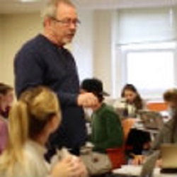 VIDEO: In class with Organization and Management Studies Prof. Ben Bruce