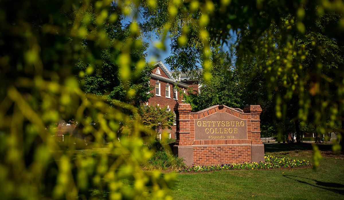 Gettysburg graduates awarded German Fulbright and USTA Austria teaching assistantship grants