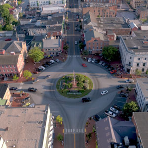 Making the transition from big city to small town for college