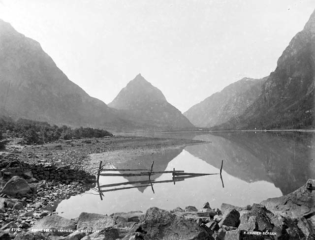 Across The West and Toward the North: Norwegian and American Landscape Photography