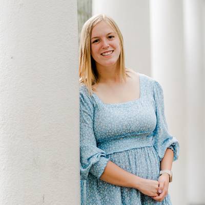 Headshot of Gretchen Gray '27