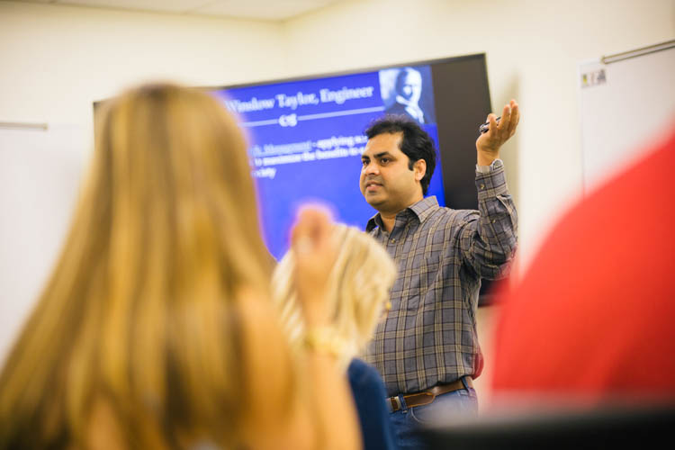 Prof. Chitvan Trivedi teaching class