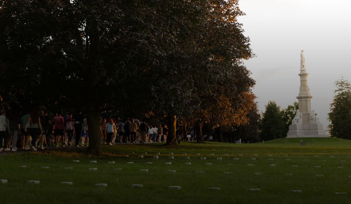 Class of 2024 entering the Gettysburg National Cemetery