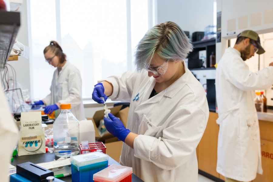 Student at the chemistry lab