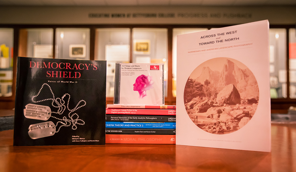 Gettysburg faculty, staff, and emeriti members of the College scholarly works