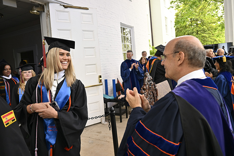 GPresident Iuliano greets the graduates