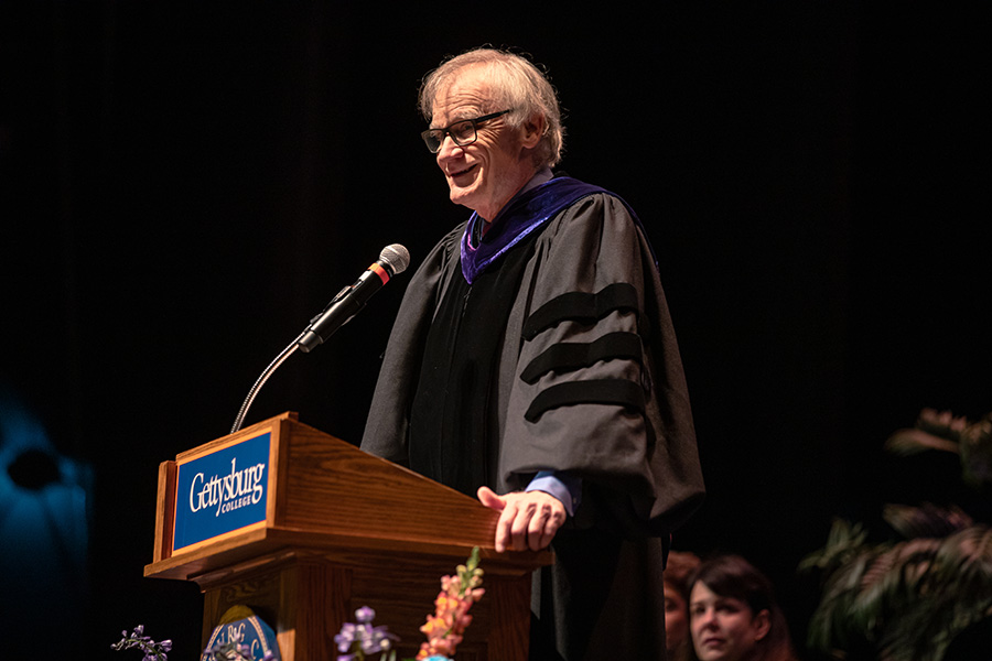 David Blight delivers the Commencement address 