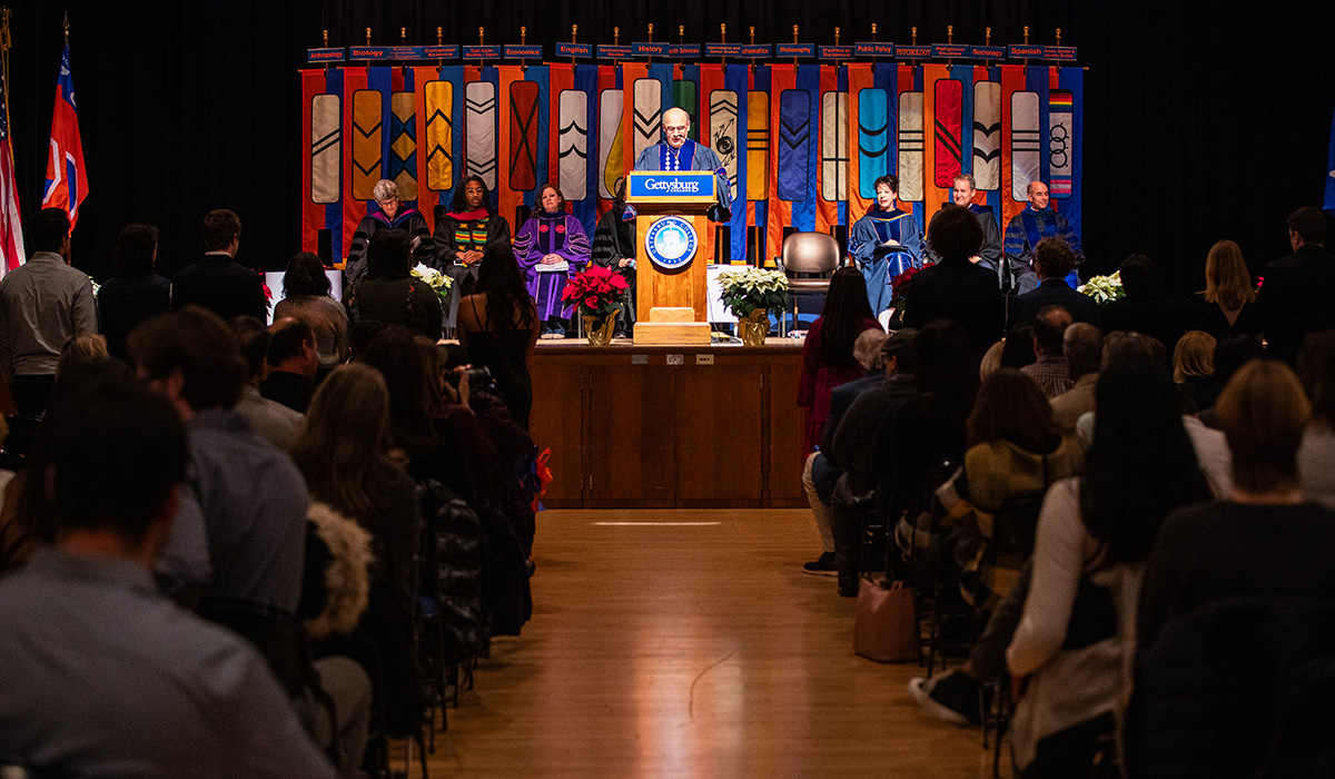 An image of President Bob speaking at the Midyear Graduation Ceremony