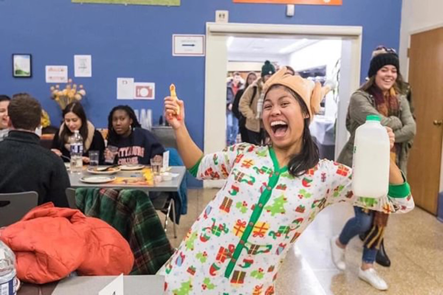A photo of Alyssa Kaewwilai ’20 during Servo Thanksgiving of the Fall 2019 semester