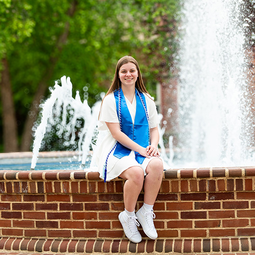Angela Frola ’24