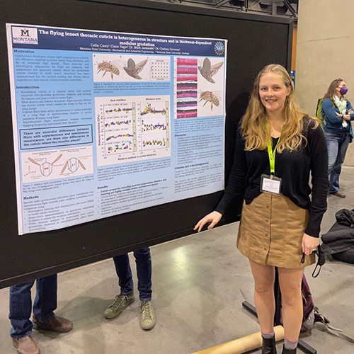 A photo of Cailin Casey ’20 presenting her work at the Society of Integrative and Comparative Biology