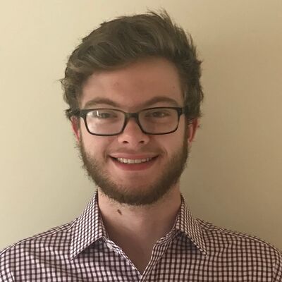 Headshot of Mike McHenry ’21