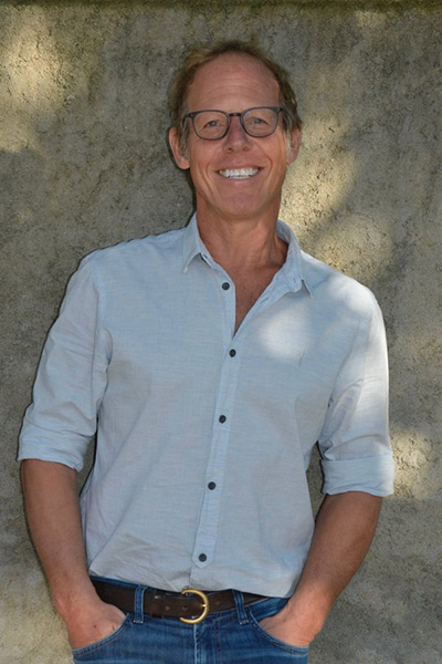 Pulitzer Prize winning author Tony Horowitz