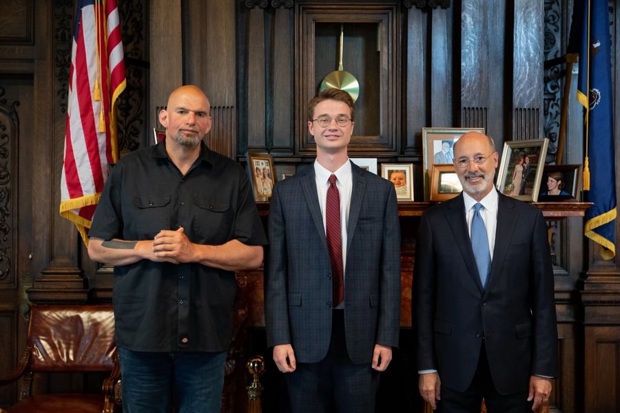  Owen Keenan ’21 stands with Senator John Fetterman, then Lt. Governor, and former Governor Tom Wolf.
