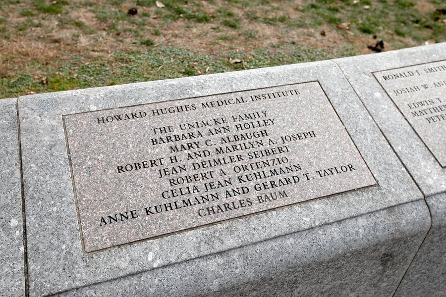 Anne Kuhlmann Taylor ’66 and Celia J. Kuhlmann ’75 are members of the College’s Benefactor’s Circle, recognizing over $1 million of lifetime giving