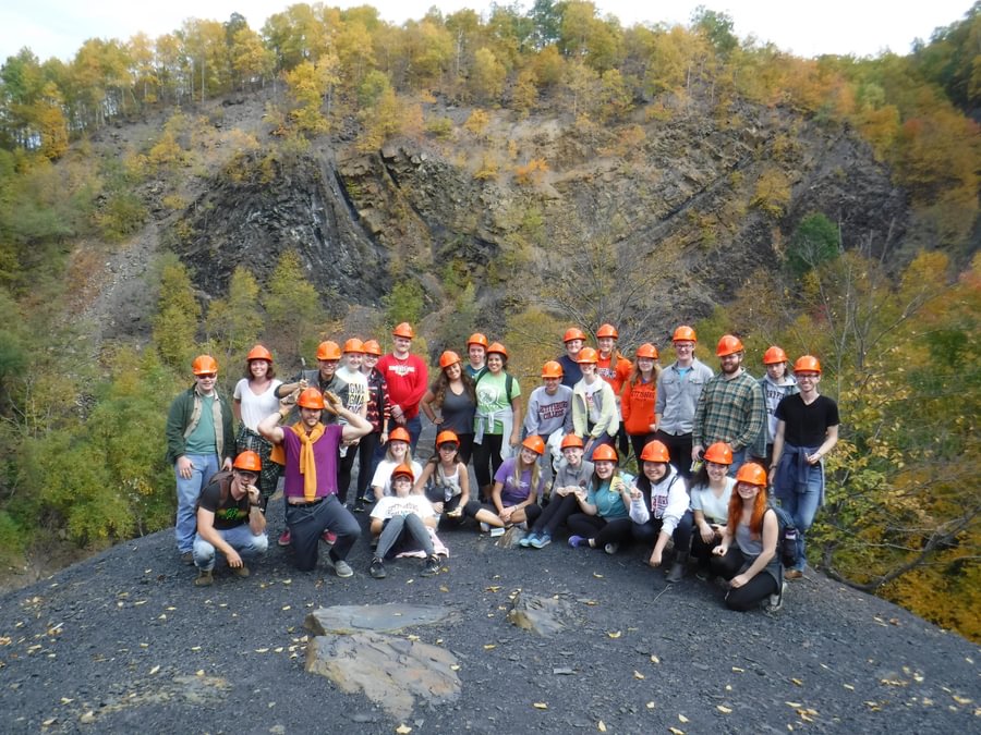 Venissa Ledesma ’19 with classmates studying tectonic movement in the field.