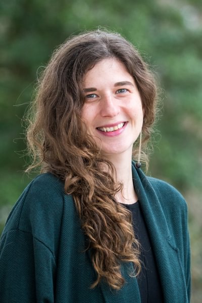 Environmental Studies Prof. Tasha Gownaris ’09 (Photo by Casey Martin Photography)