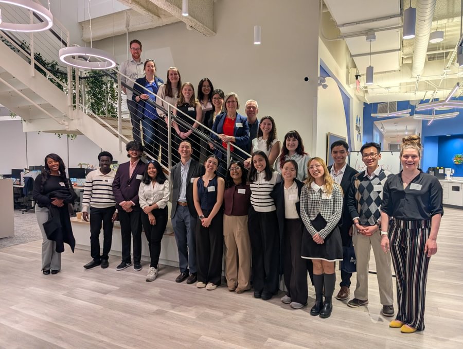 Sharon Willis ’88 welcomes students to explore careers in life sciences and biotech.