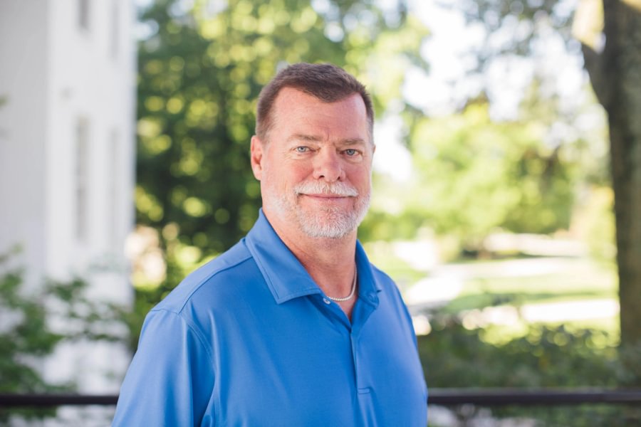 Economics Prof. Drew Murphy &rsquo;84, P&rsquo;20