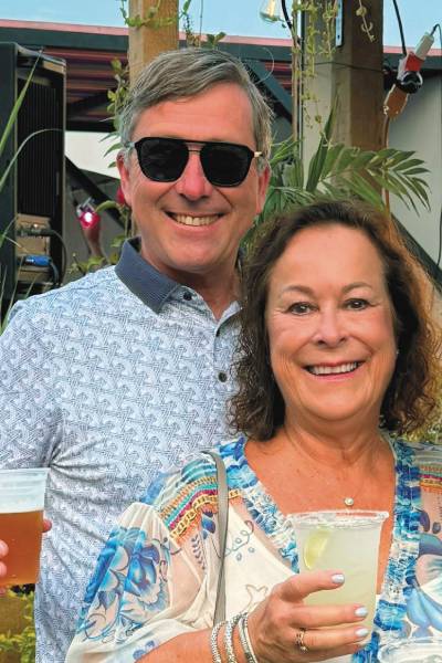 Clay ’81 and Laura Burke ’80 Heckler