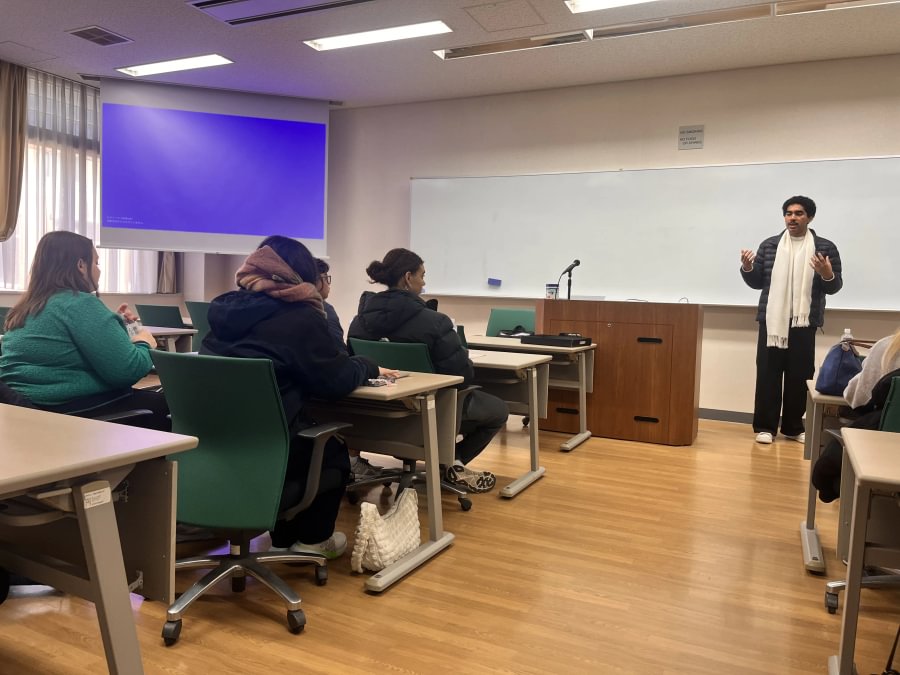 EI Undergraduate Fellows meeting with administrators and students at Kansai Gaidai University in Japan.
