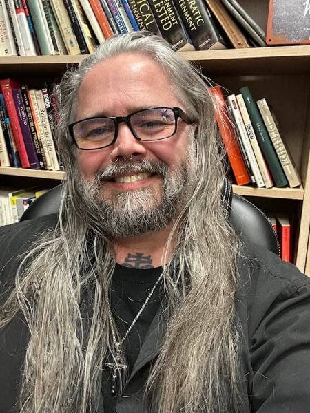 Interdisciplinary Studies Chair Vernon Cisney