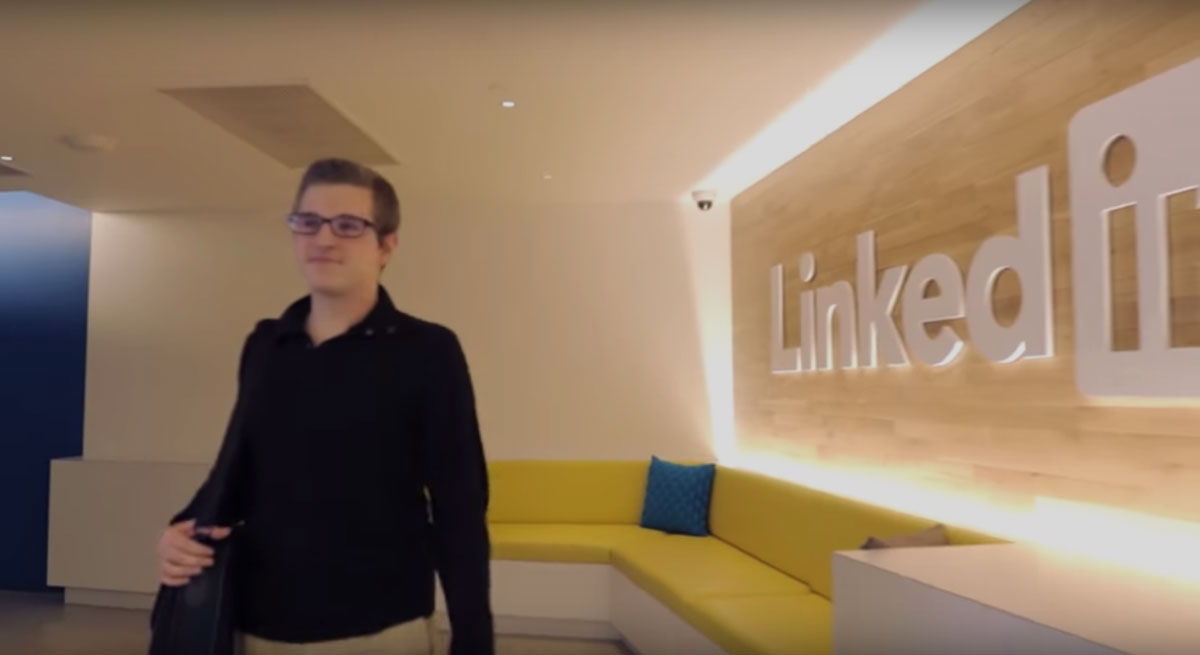 Gettysburg College student visiting a Linked-In office