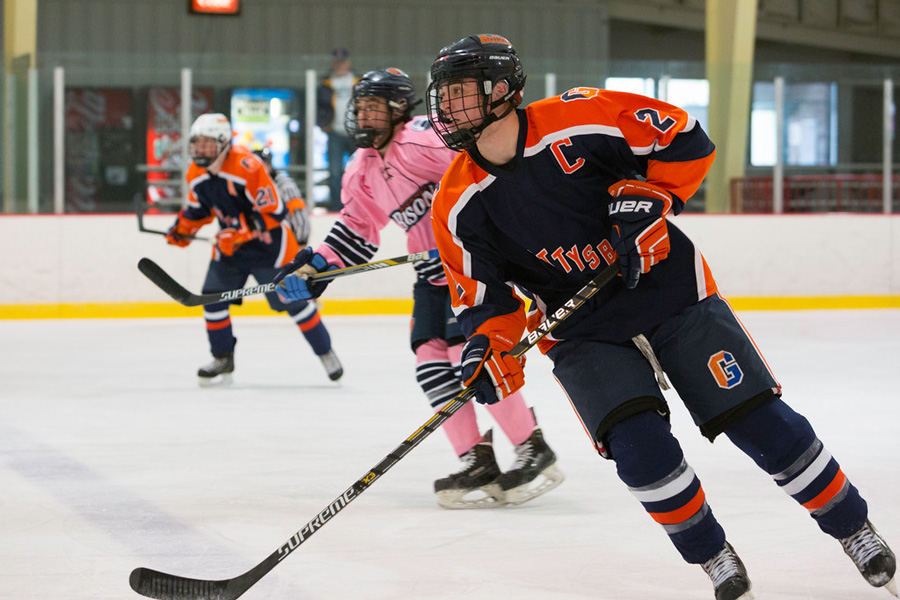 Colin Hetherington playing ice hockey for the Gettysburg College team