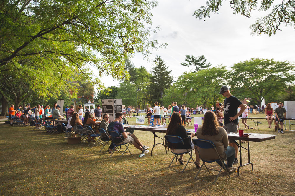 Students at a Student Activities Fair