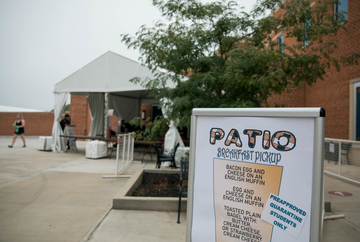 Breakfast pick up on the patio outside the Janet Morgan Riggs Student Center