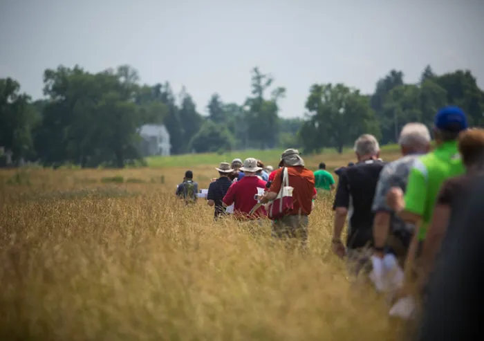 Line of People visiting the battlefield