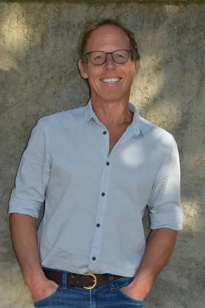 Pulitzer Prize winning author Tony Horowitz