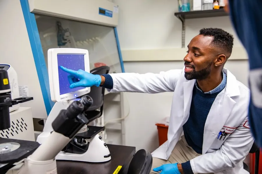Fergan Imbert ’16 earned a biomedicine master’s degree in 2017.